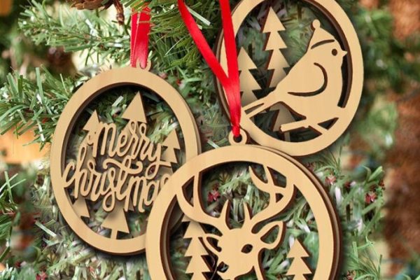 Wooden christmas tree ornament